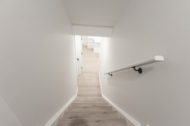 Building Photo - 1182 Blueheron Blvd