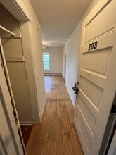 Building Photo - 125 E Gorham St