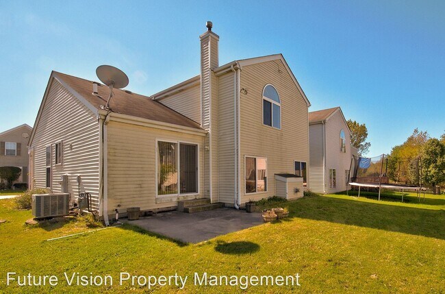 Building Photo - 3 br, 2.5 bath House - 681 Springwood Dr