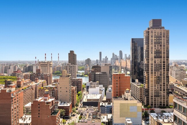 Foto del edificio - 300 E 62nd St