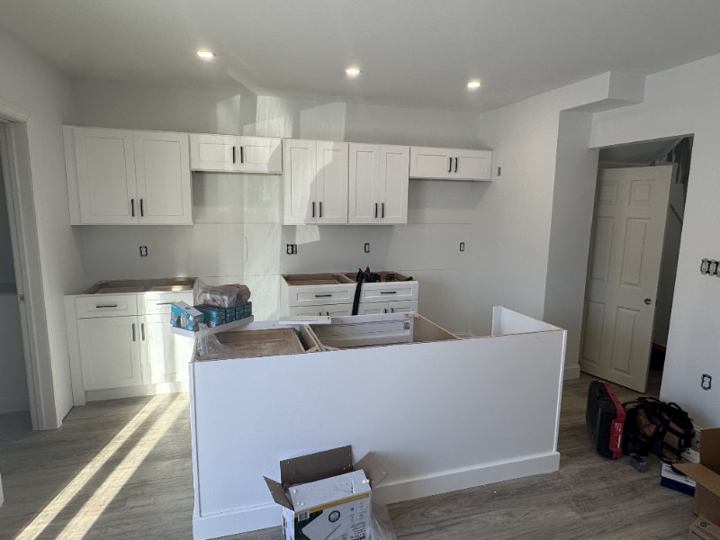 Building Photo - 2 Elmwood St