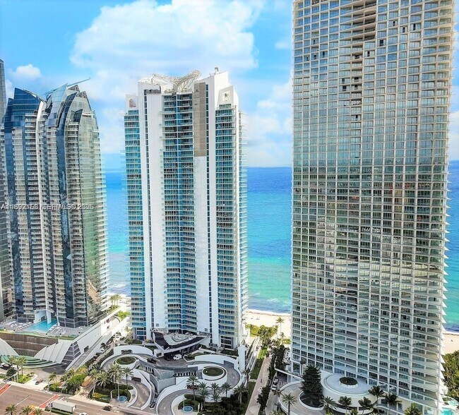 Foto del edificio - 17001 Collins Ave