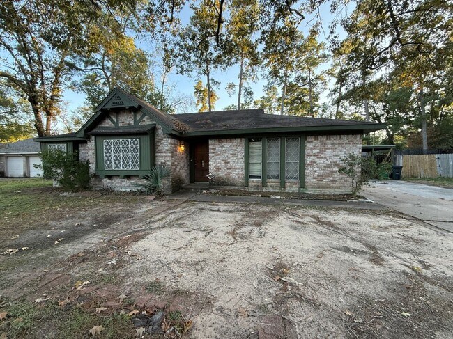 Foto del edificio - 422 Gamewood Dr