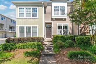 Building Photo - 2564 Tranquil Oak Pl