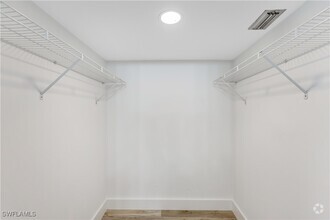 Building Photo - 15171 Cedarwood Ln