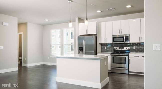 Building Photo - 2 br, 2 bath Apartment - 2108 N Fm 620 Rd
