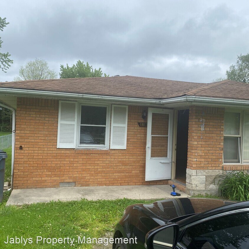 Primary Photo - 1811 Park Rd