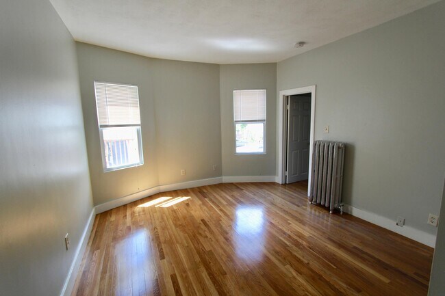 Foto del edificio - 109 Pleasant St