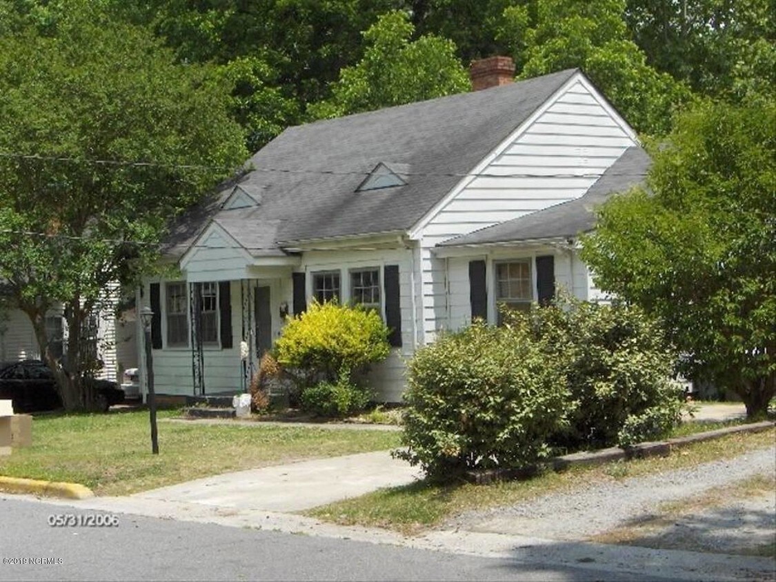 211 S Meade St, Greenville, NC 27858 House for Rent in Greenville, NC