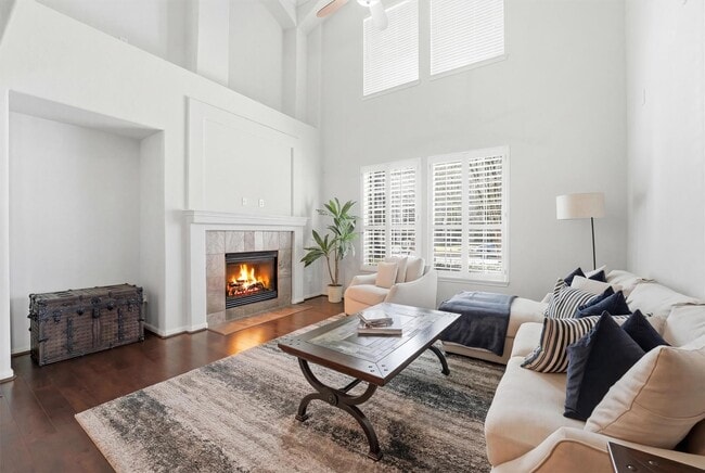 Building Photo - 58 Crocus Petal St