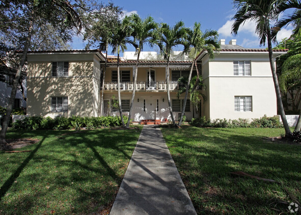 Building Photo - 625 Almeria Ave