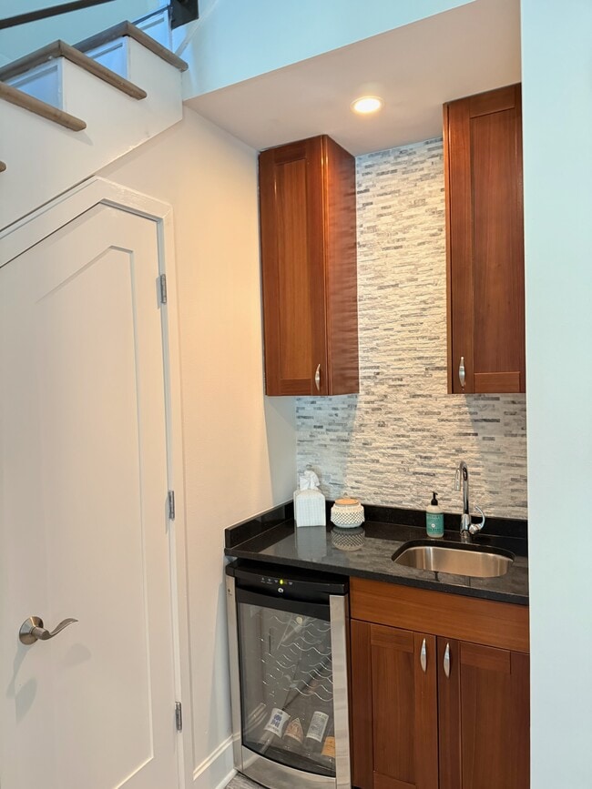 Building Photo - 4524 Mill Creek Pky