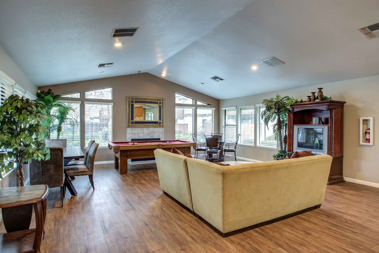 Stonegate CA Apartments Manteca, CA