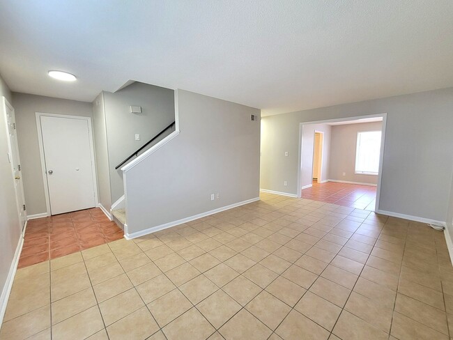 Foto del edificio - 3-bedroom home located in the vibrant city of Charlotte, NC