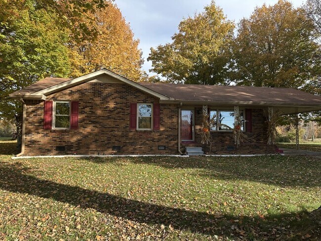 Foto del edificio - 131 Woods Rd