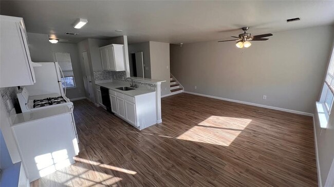 Foto del edificio - 2865 Southampton Way