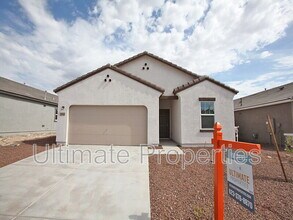 Building Photo - 20082 W Rancho Dr