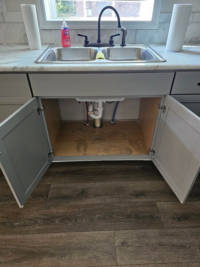 Foto del edificio - Cozy 1 bedroom,  1 bath $775