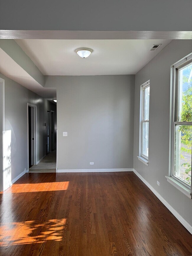 Foto del edificio - 3939 W Fillmore St