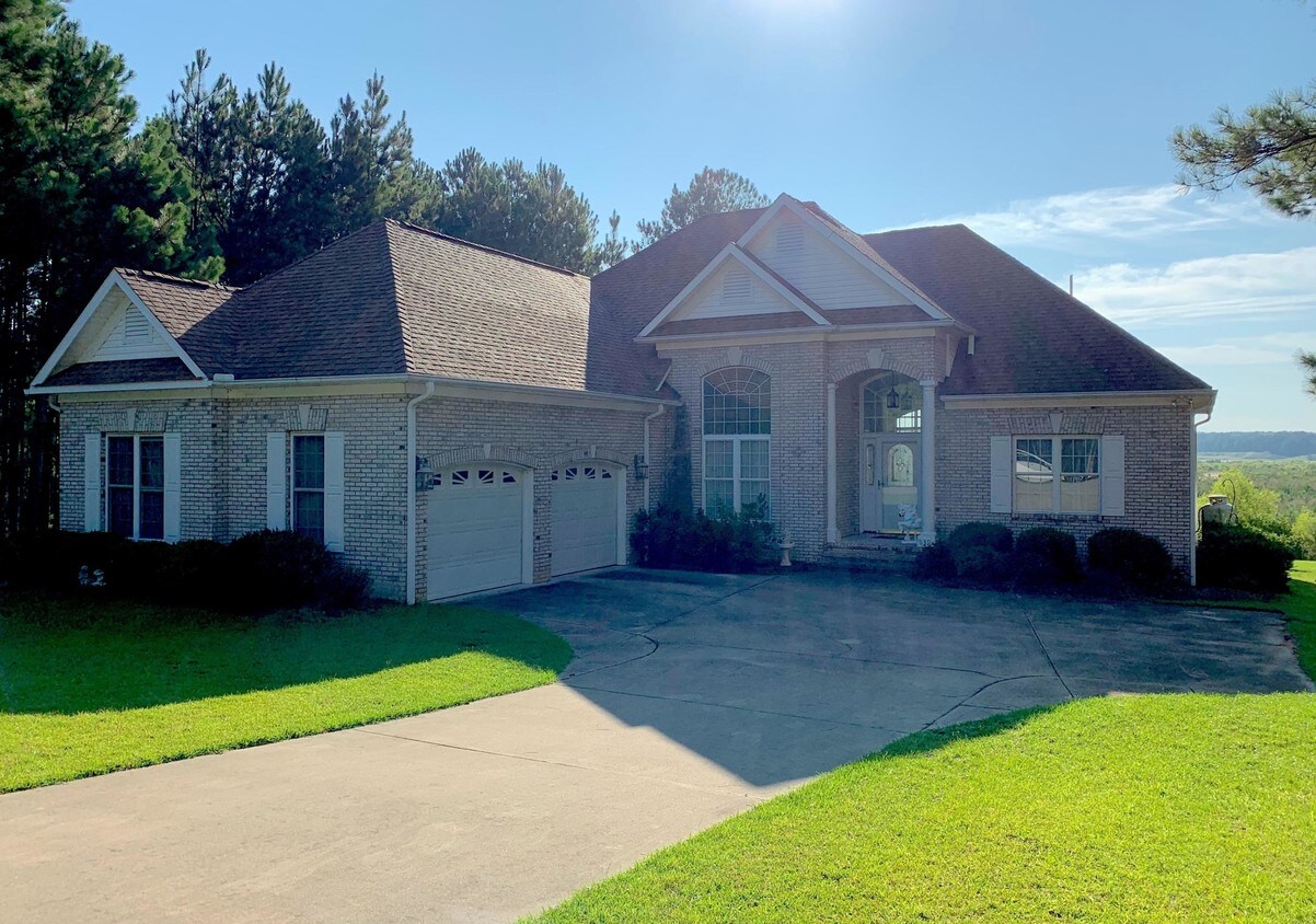 839 P4079, Vass, NC 28394 House for Rent in Vass, NC