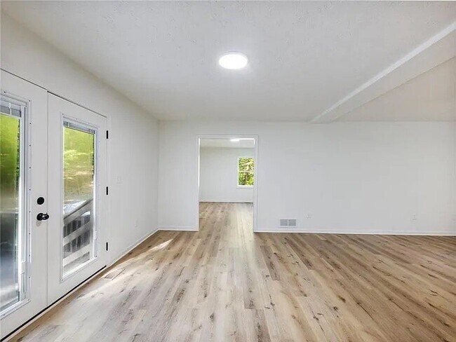 Foto del edificio - 3550 Centerville Rosebud Rd