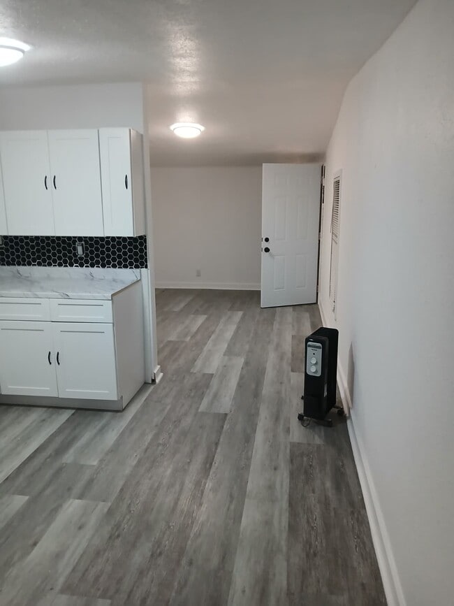 Foto del edificio - 1534 Moonflower St