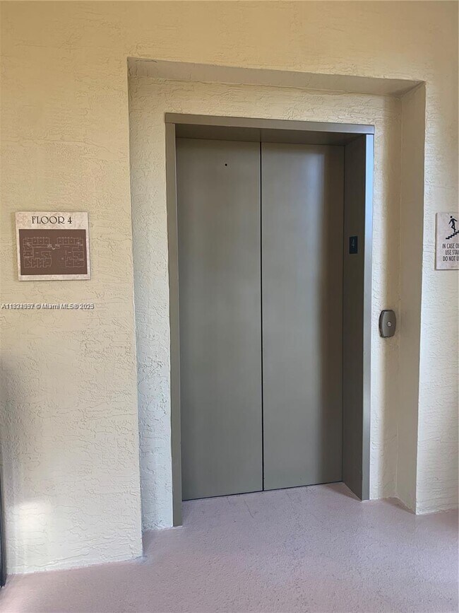 Foto del edificio - 3020 NW 125th Ave