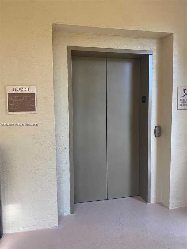 Building Photo - 3020 NW 125th Ave
