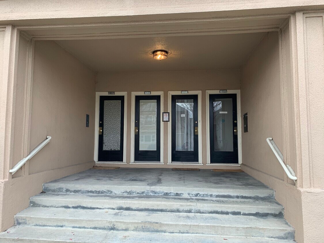 Left door is 2201 - 2201 Prince St