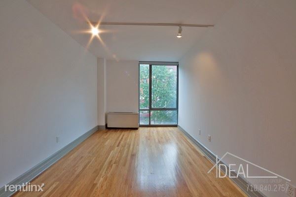 Foto del edificio - 218 Atlantic Ave