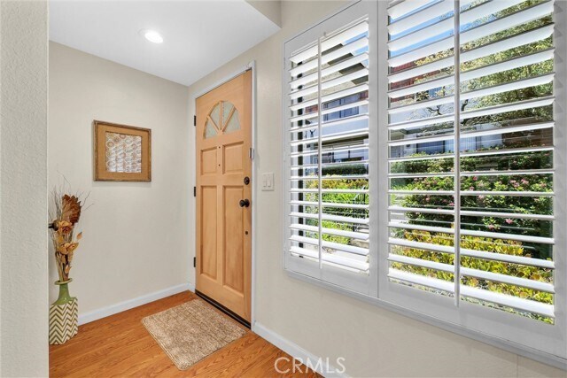 Building Photo - 28002 Ridgecove Ct N