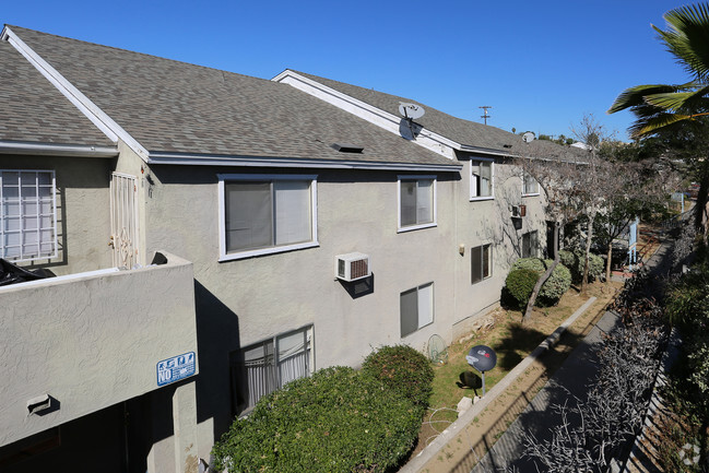 Building Photo - Canyon Creek Village