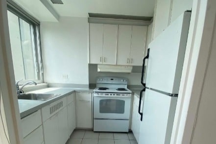 Building Photo - Stanley Tower Apartments