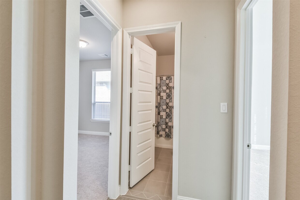 Building Photo - 17218 Olive Blossom Ct