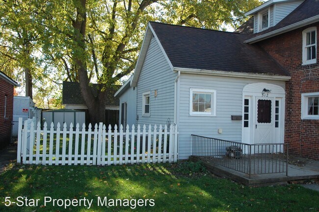 Building Photo - 3 br, 2 bath House - 512 East Jefferson St...