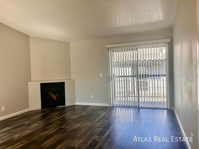 Foto del edificio - 1553 W Mercer Ln