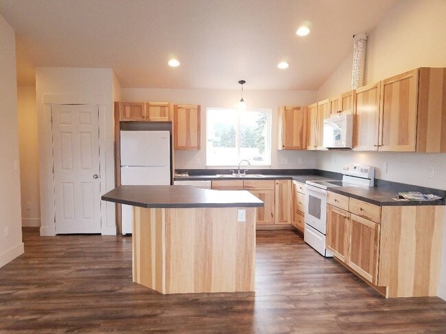 Building Photo - 155 Jewel Basin Ct