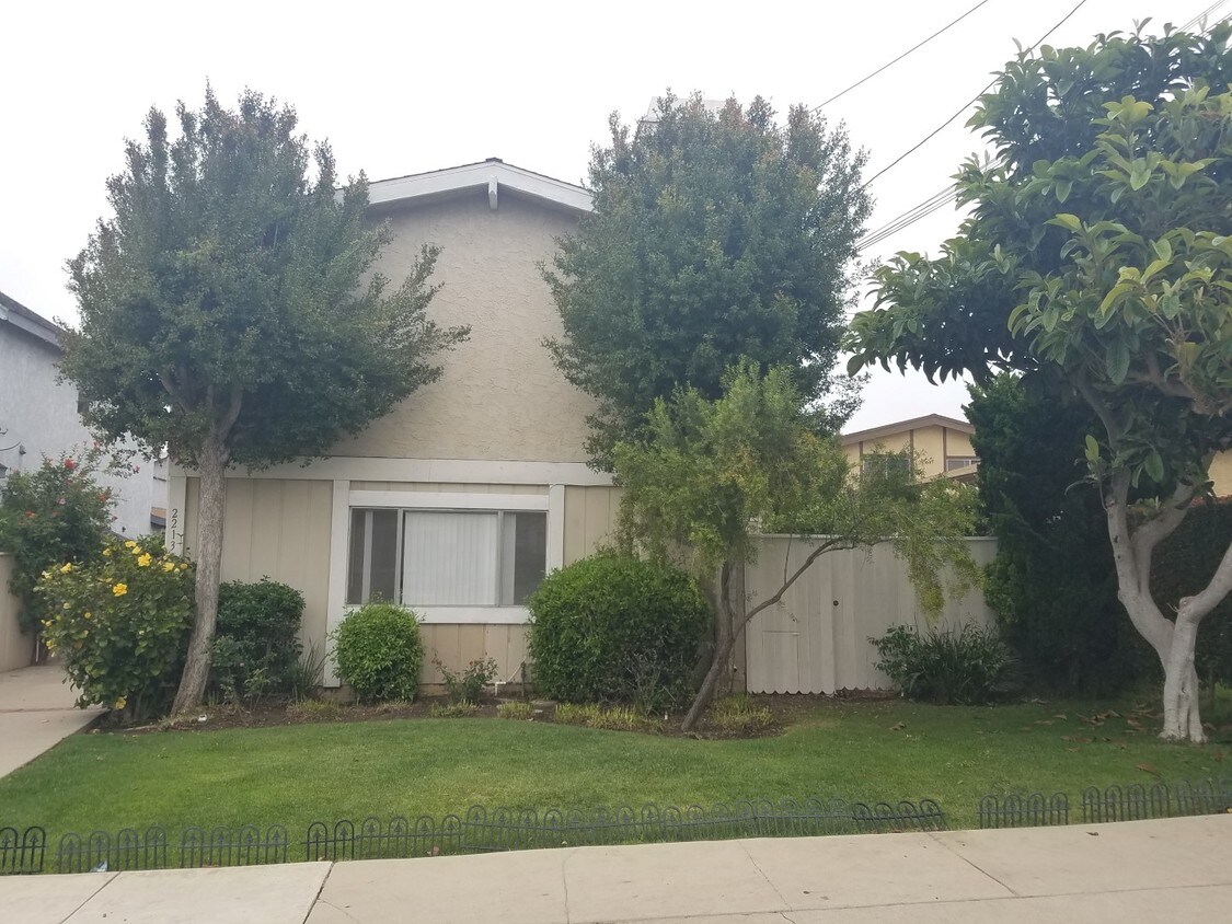 Primary Photo - 2213 Pullman Ln