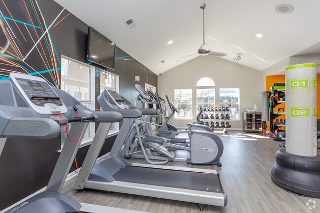 Fitness Center - Midtown Crossing