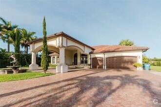 Building Photo - 23525 SW 217th Ave