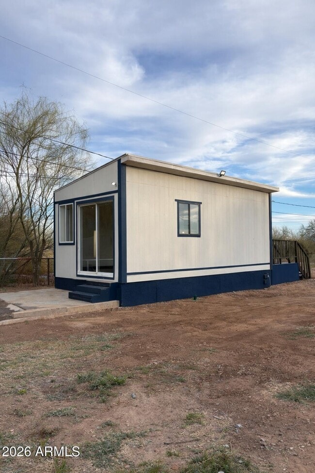 Foto del edificio - 11008 W Southern Ave