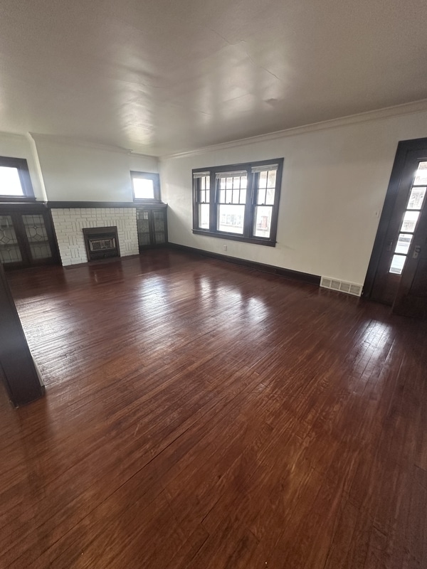 Foto del edificio - 4901 E 111th St