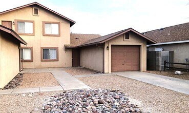 Building Photo - 2469 Armour Ave