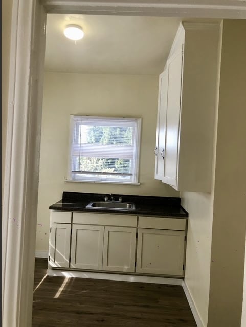 Building Photo - Reno Arms- All Utilities Included