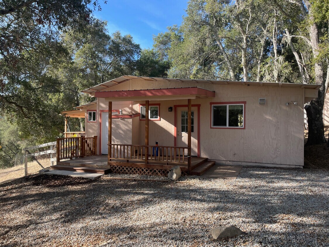 Foto principal - 3275 Ridge Rd