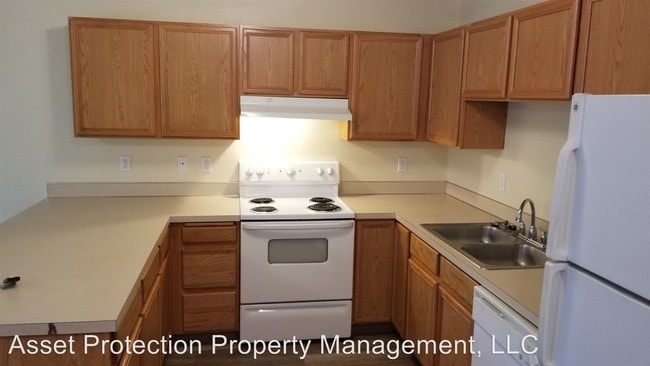 Building Photo - 18310 SE Abernethy Ln