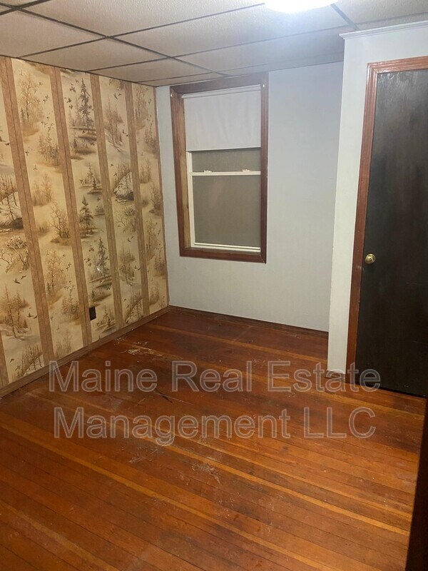 236 York St Unit 2, Bangor, ME 04401 Condo for Rent in Bangor, ME