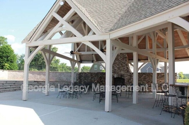 Building Photo - 123 Magnolia Pl