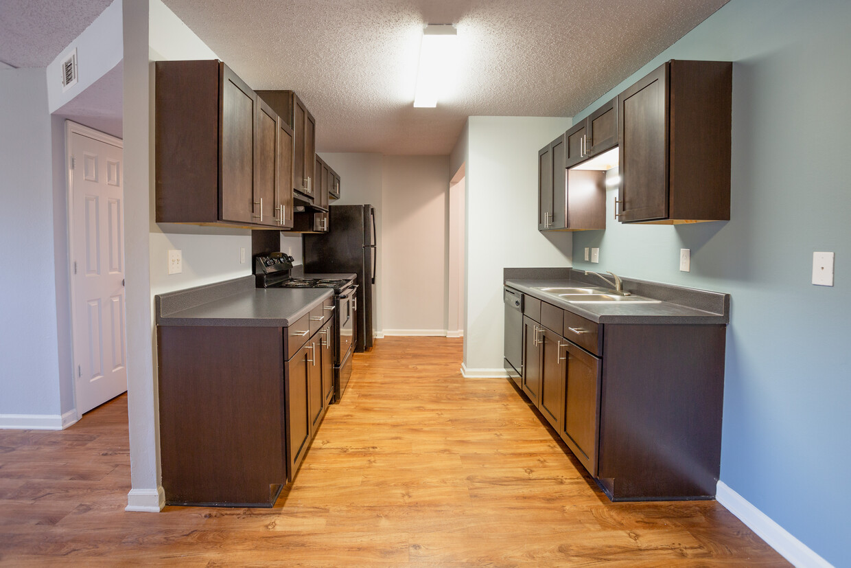 Foto principal - Oakley Cove Apartments