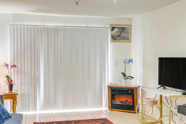 Foto del edificio - 4730 Noyes St